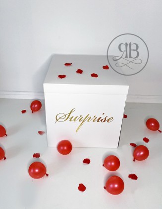 Valentine's Surprise Box with soap Flowers by Ava Ava