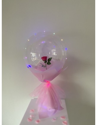 Valentine's flower in balloon